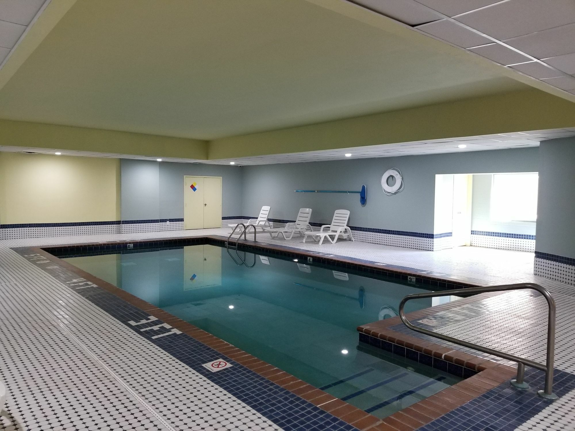 Baymont By Wyndham Des Moines North Hotell Eksteriør bilde